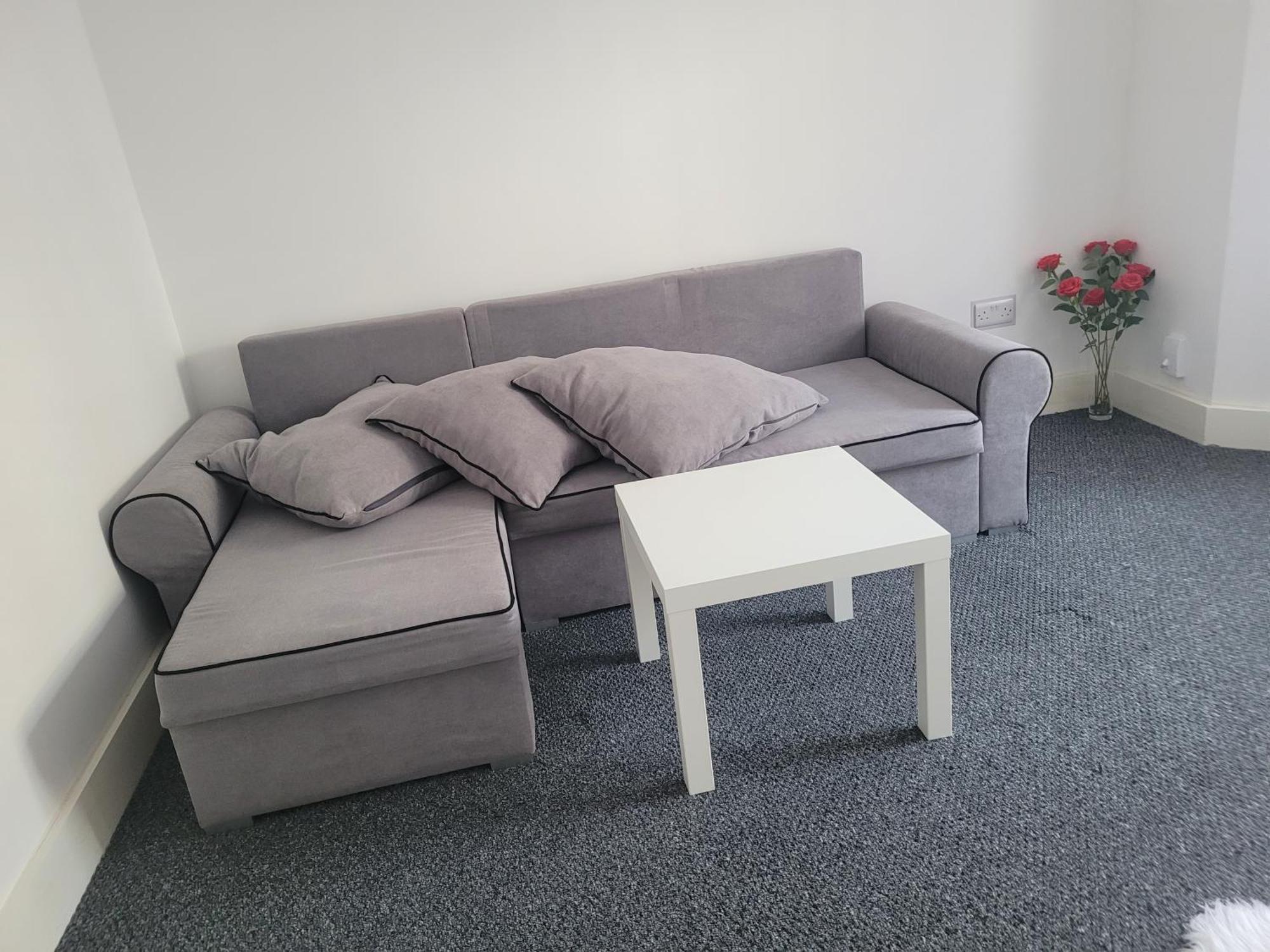 Lovely 2-Bed Fully Refurbished House In London Villa Esterno foto