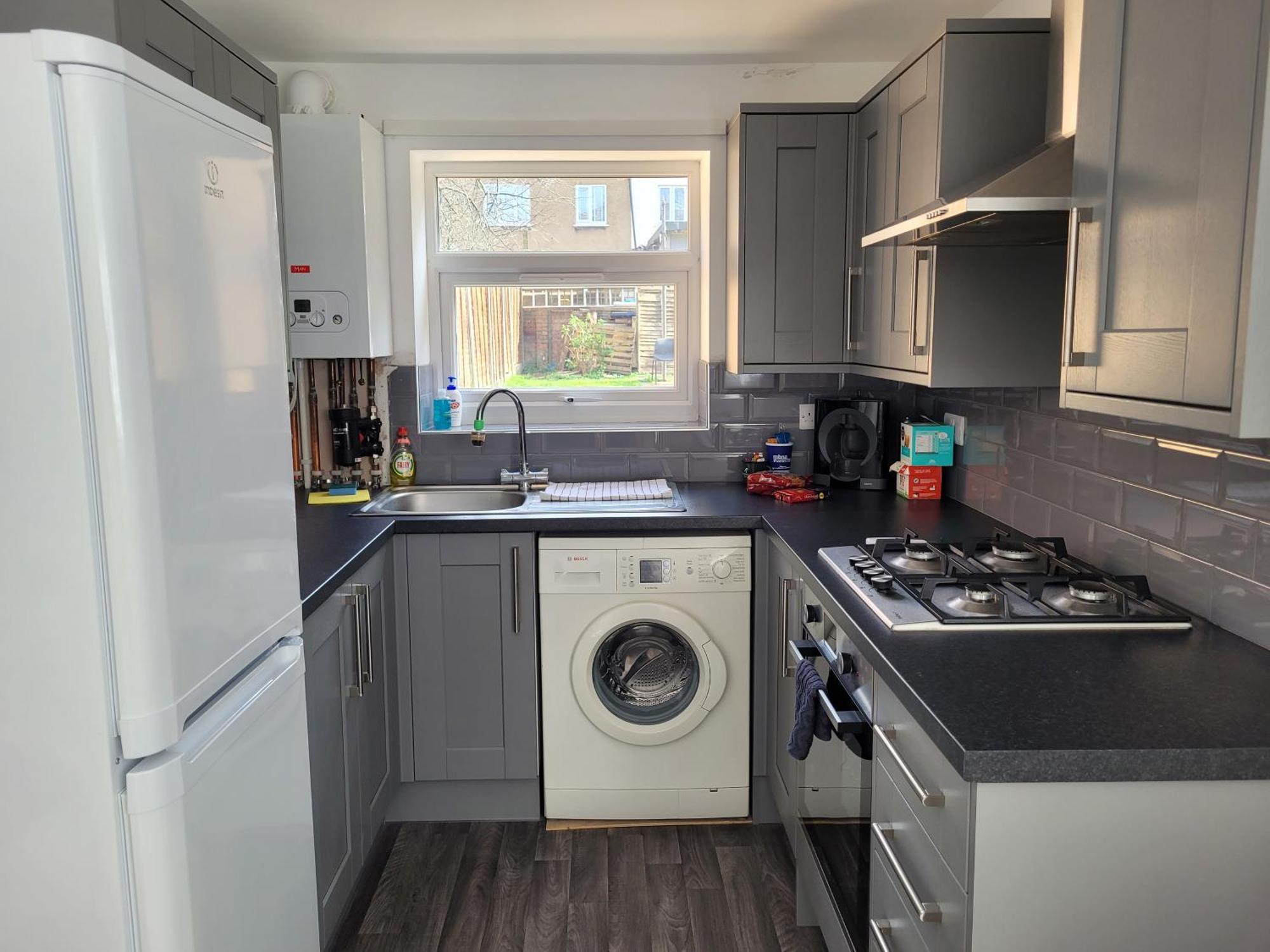 Lovely 2-Bed Fully Refurbished House In London Villa Esterno foto